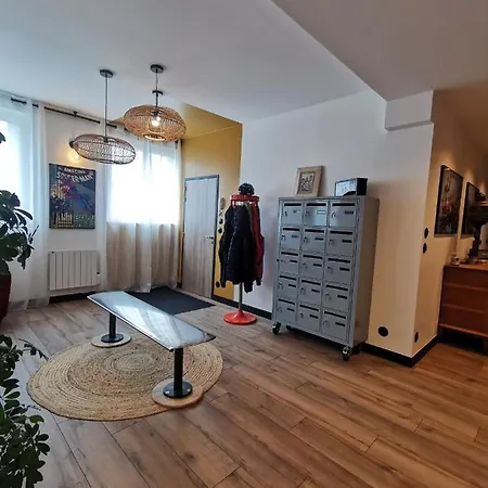Appartement Centre Historique Sur Yon